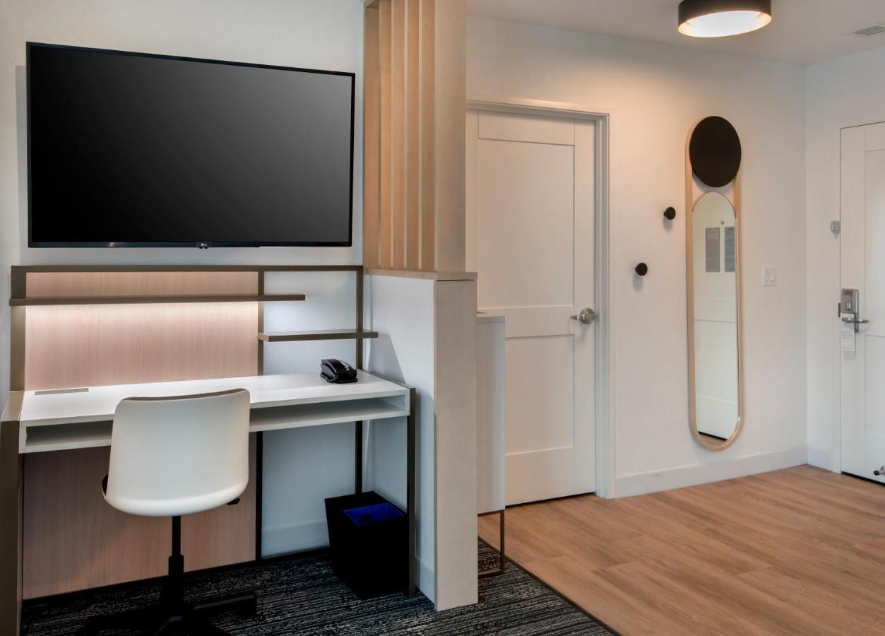 Towneplace Suites Portland Airport Me เซาท์พอร์ตแลนด์ ภายนอก รูปภาพ