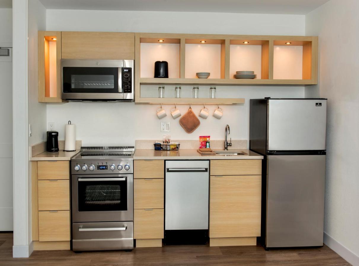 Towneplace Suites Portland Airport Me เซาท์พอร์ตแลนด์ ภายนอก รูปภาพ