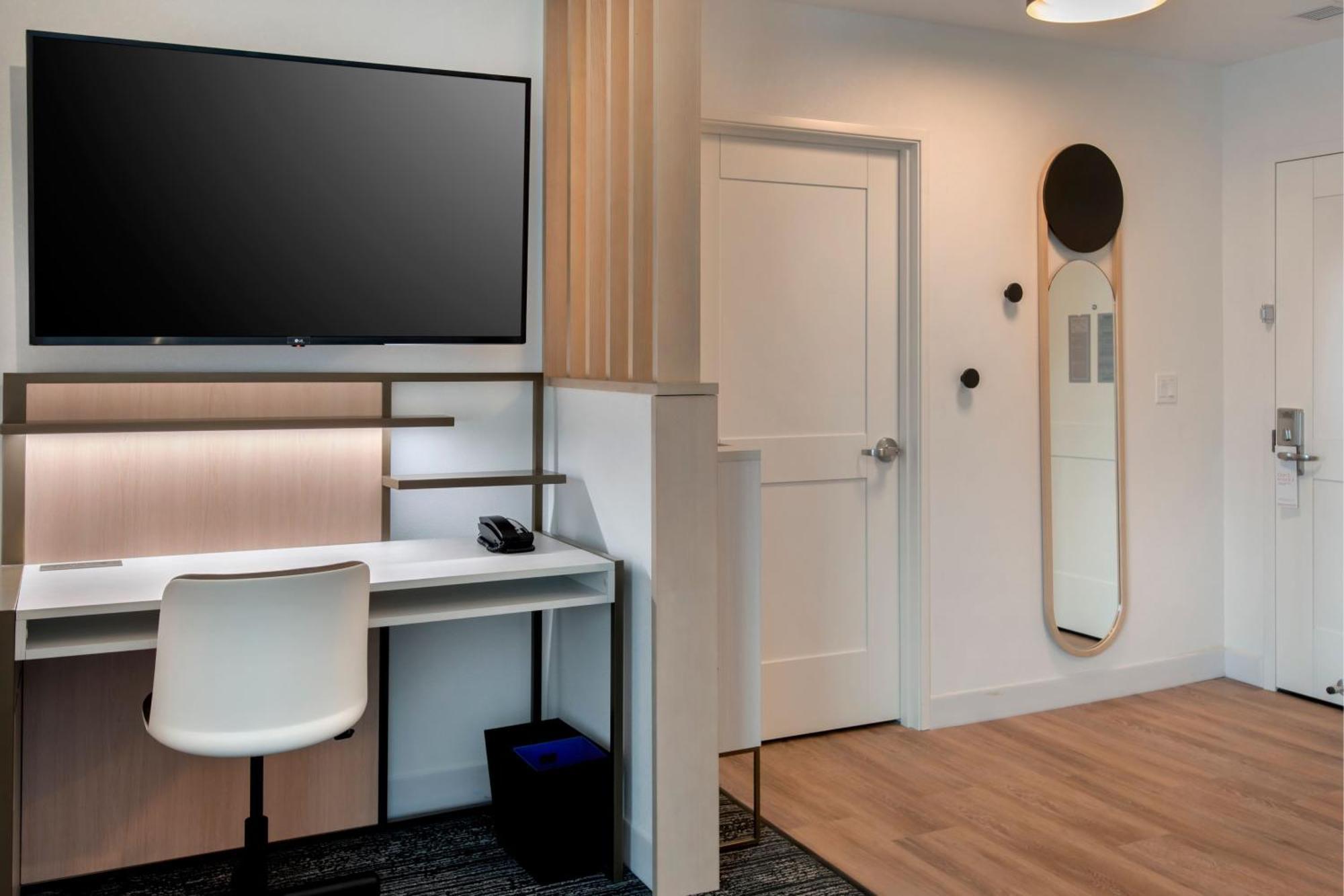Towneplace Suites Portland Airport Me เซาท์พอร์ตแลนด์ ภายนอก รูปภาพ