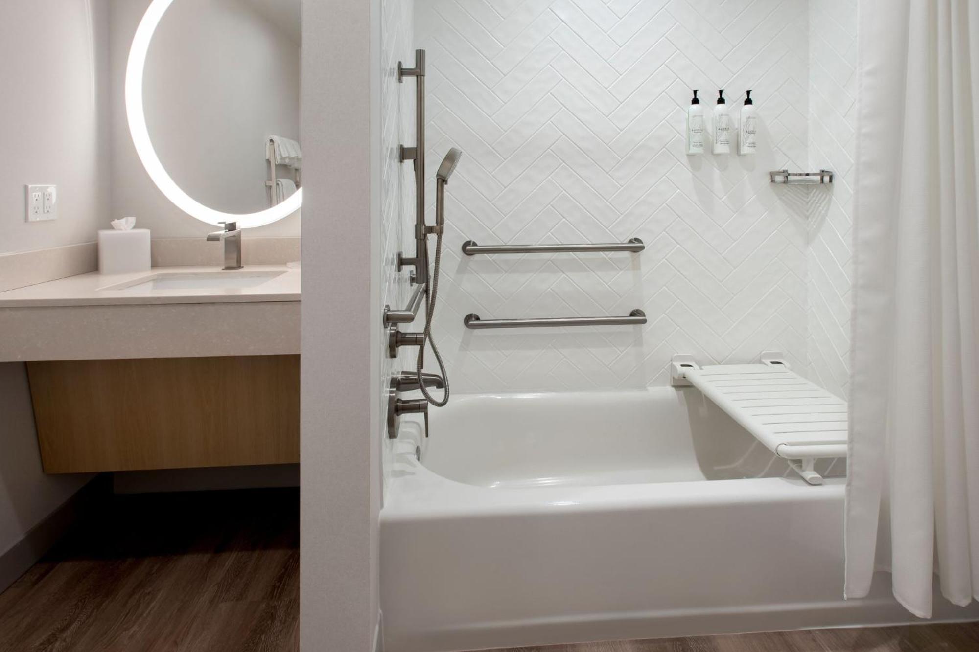 Towneplace Suites Portland Airport Me เซาท์พอร์ตแลนด์ ภายนอก รูปภาพ