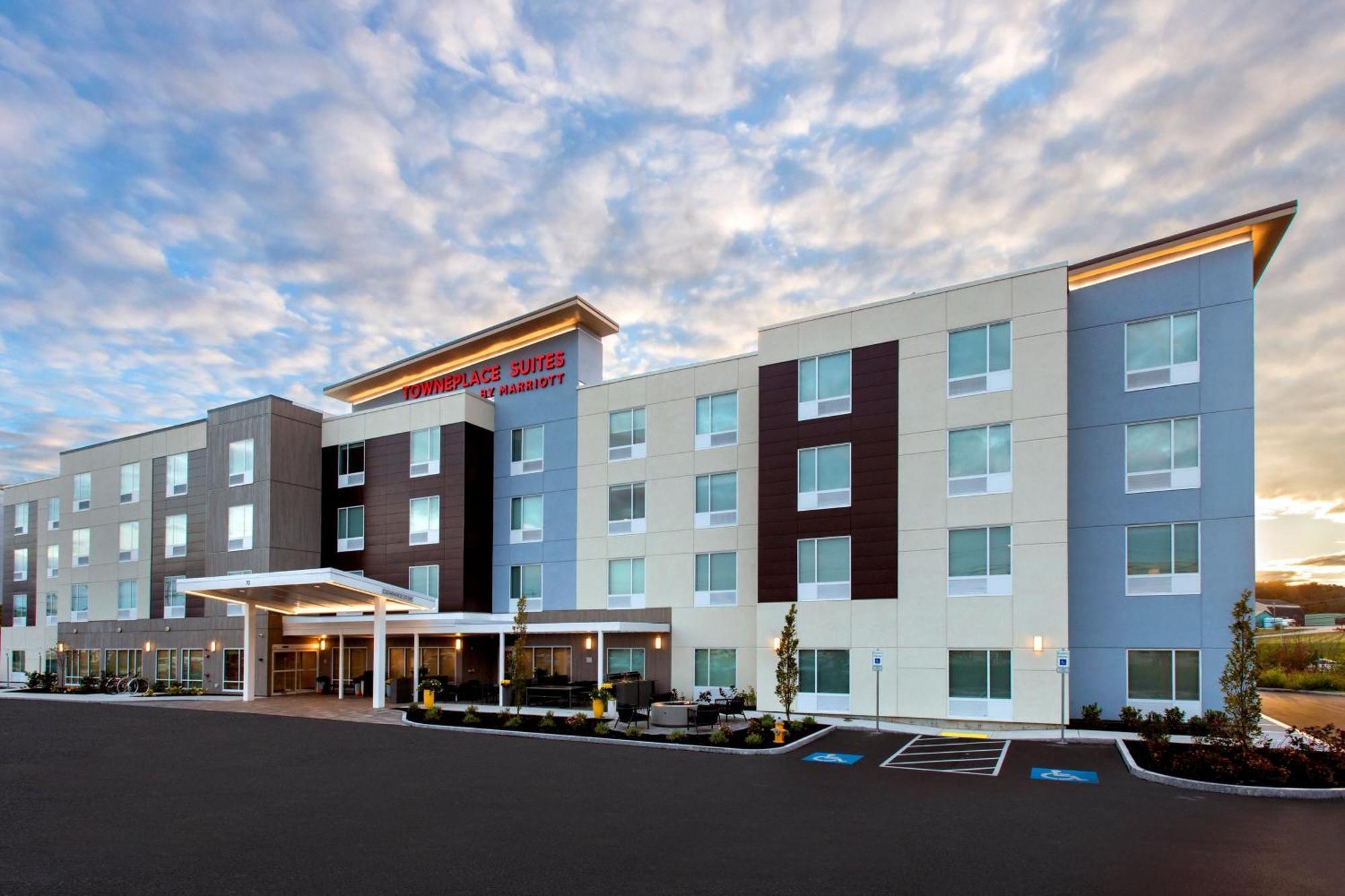 Towneplace Suites Portland Airport Me เซาท์พอร์ตแลนด์ ภายนอก รูปภาพ