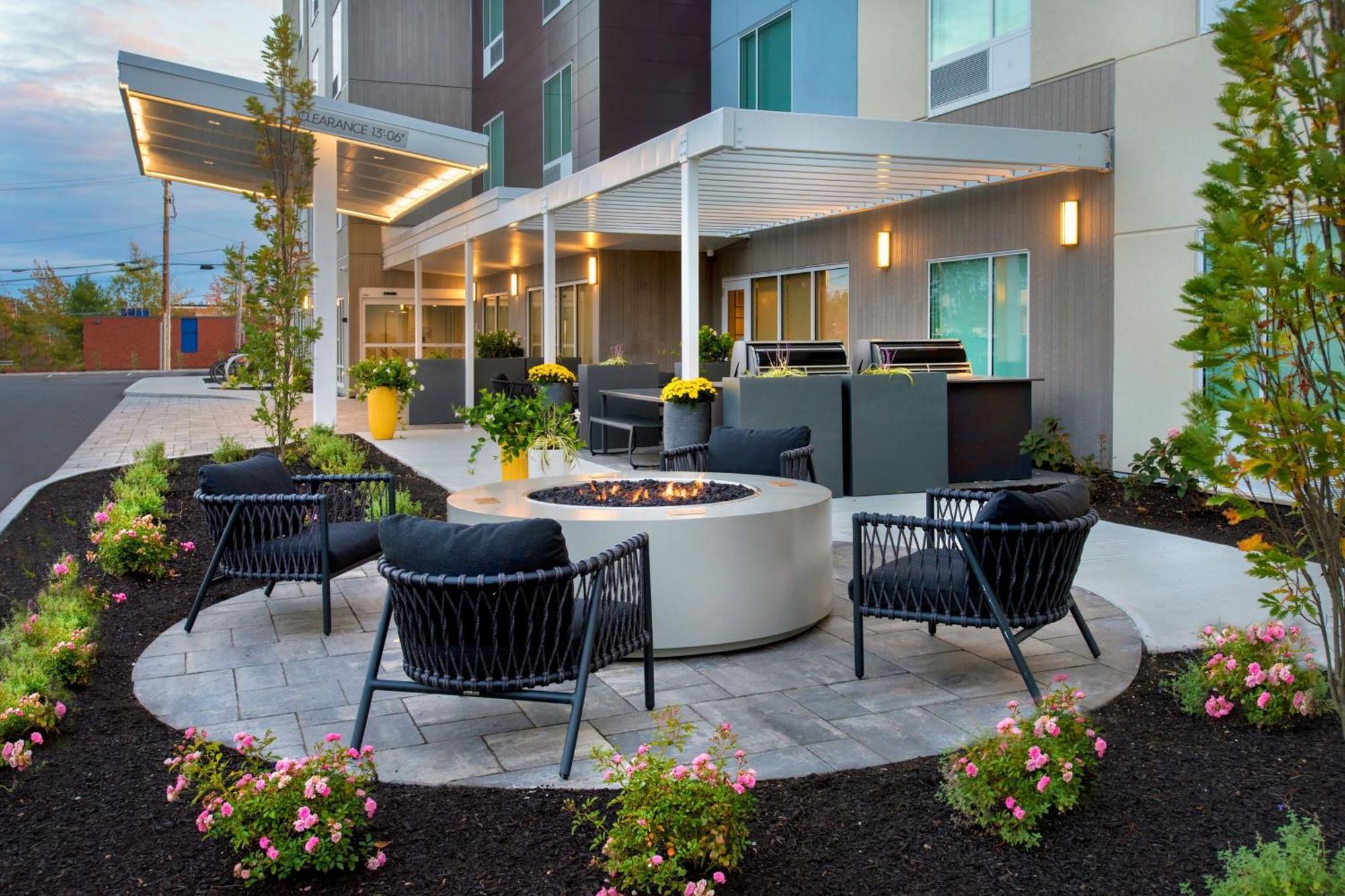 Towneplace Suites Portland Airport Me เซาท์พอร์ตแลนด์ ภายนอก รูปภาพ